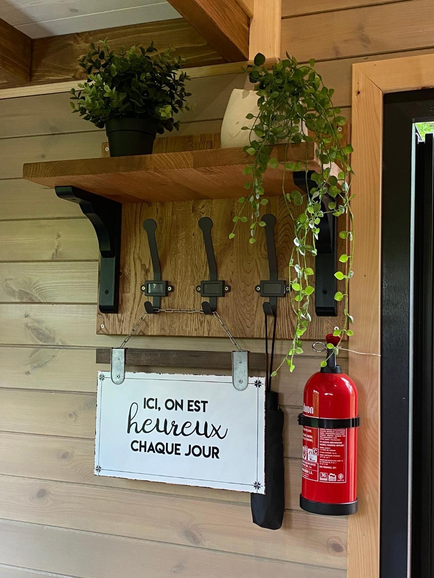 La Tiny House De Nanou Guest House Rochefort Ngoại thất bức ảnh