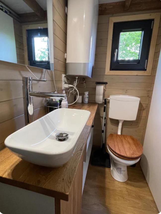 La Tiny House De Nanou Guest House Rochefort Ngoại thất bức ảnh